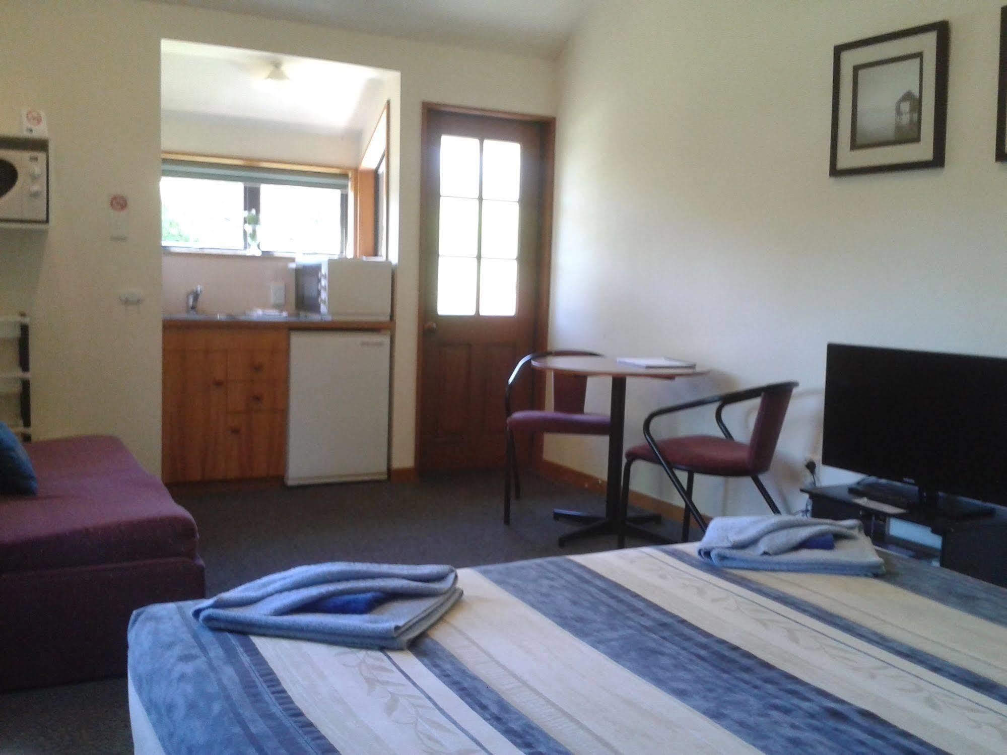 Four Peaks Motel Geraldine Εξωτερικό φωτογραφία